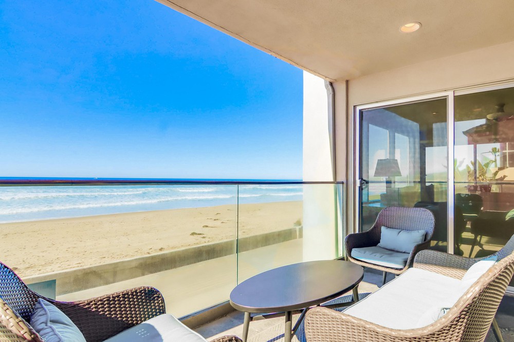 Virtual tour photo 43 of 57 for 3543 Ocean Front Walk