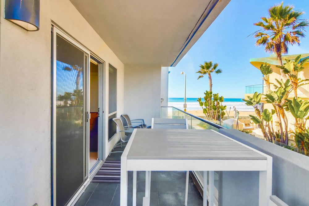 Virtual tour photo 49 of 57 for 3543 Ocean Front Walk