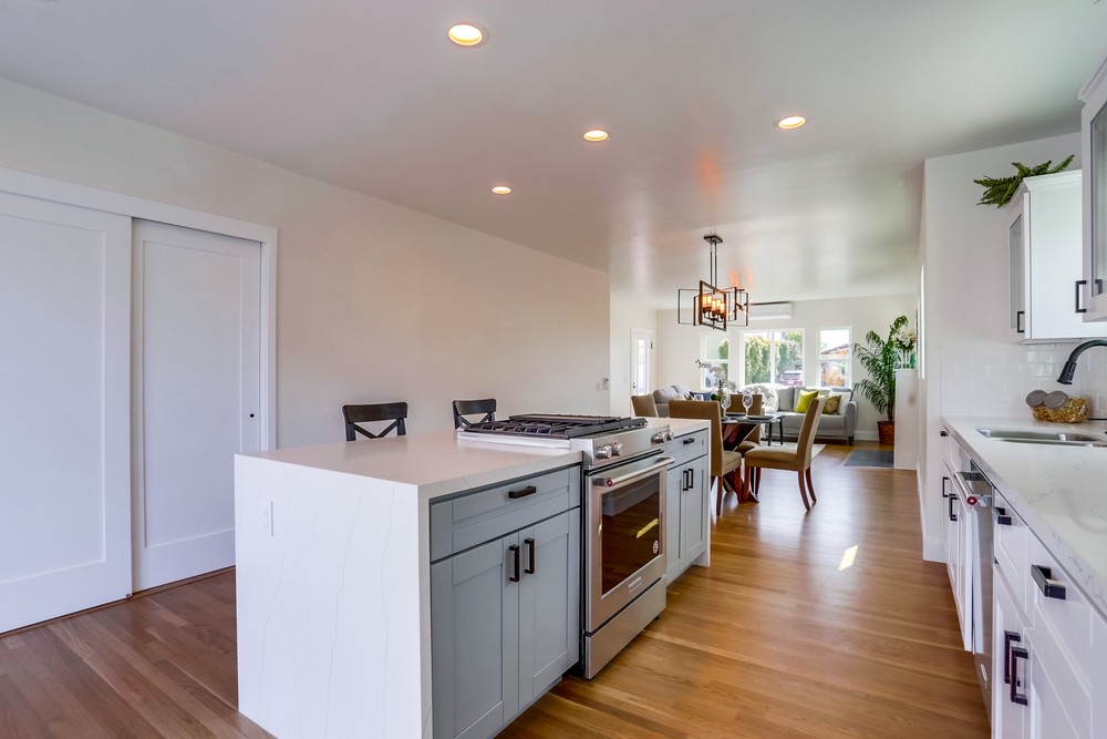 Virtual tour photo 17 of 37 for 3544 Felton St