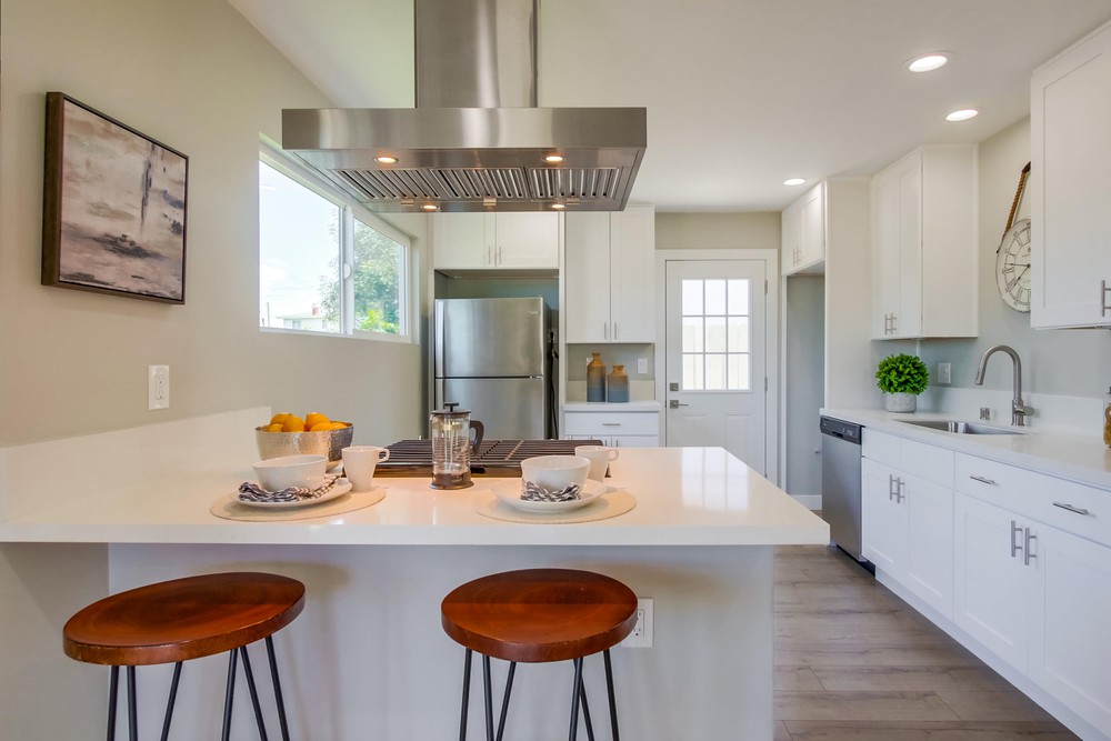Virtual tour photo 10 of 68 for 3544 Luna Ave