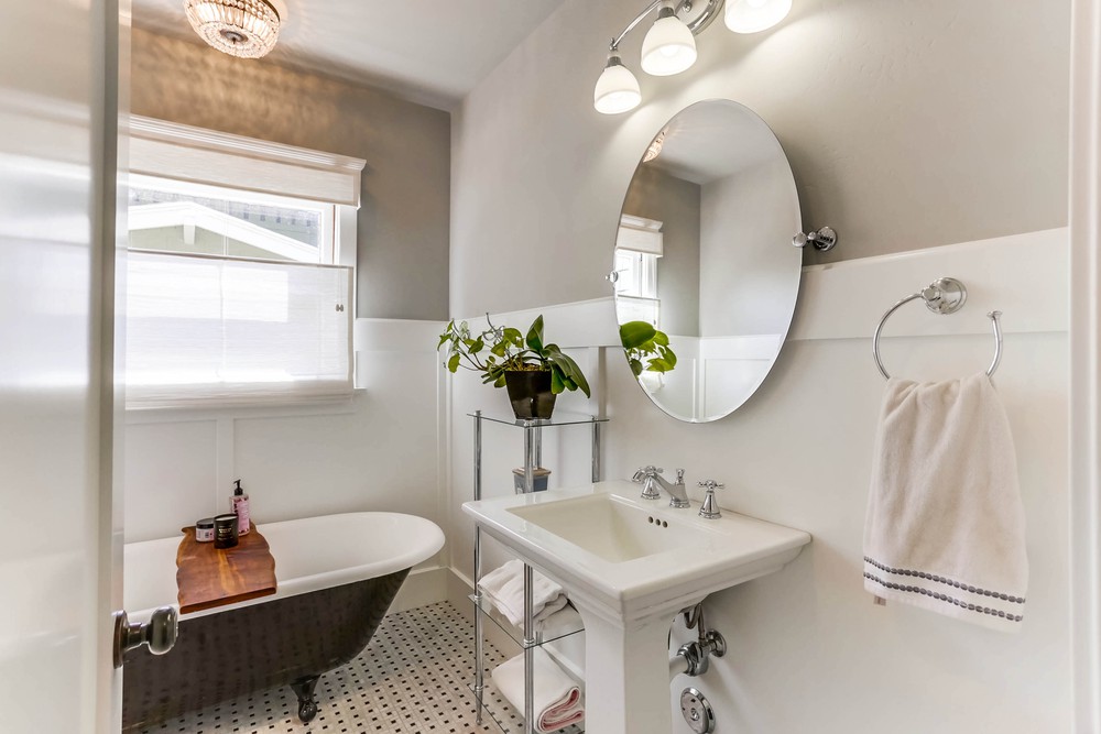 Virtual tour photo 21 of 54 for 3545 29th St