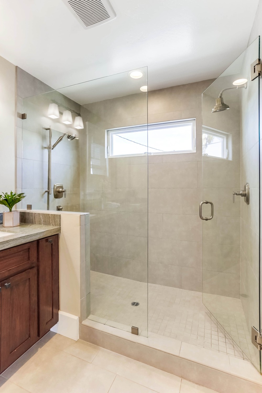 Virtual tour photo 30 of 54 for 3545 29th St