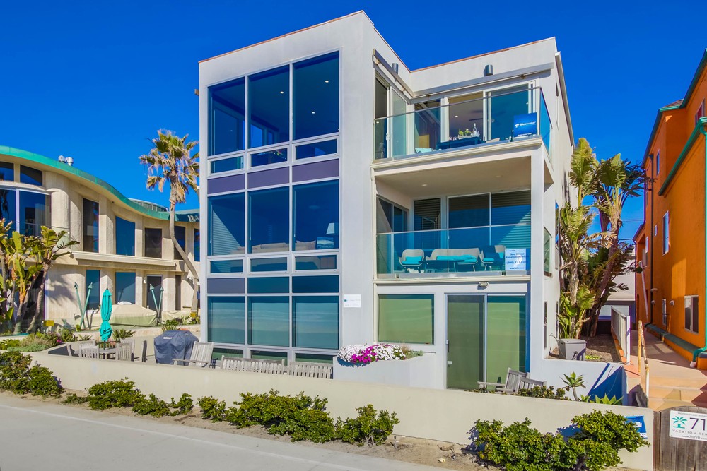 Virtual tour photo 1 of 61 for 3545 Ocean Front Walk