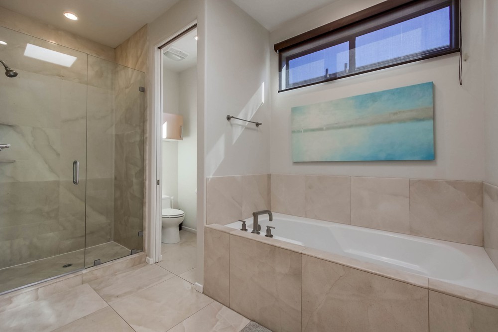 Virtual tour photo 30 of 61 for 3545 Ocean Front Walk