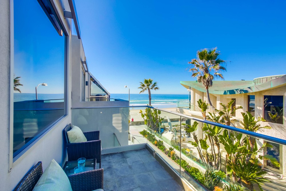Virtual tour photo 44 of 61 for 3545 Ocean Front Walk