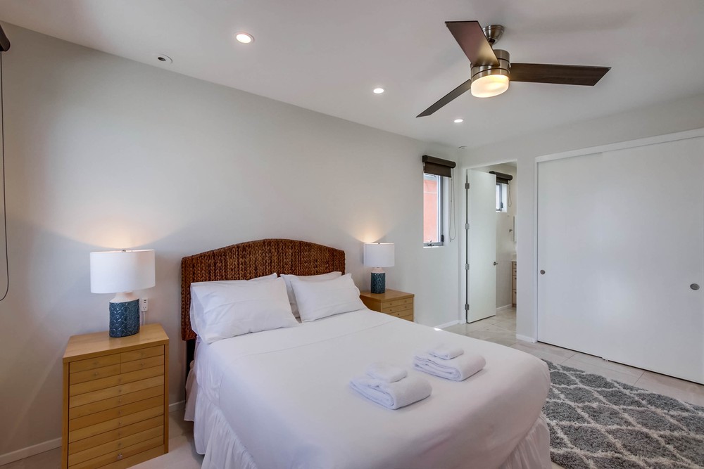 Virtual tour photo 48 of 61 for 3545 Ocean Front Walk