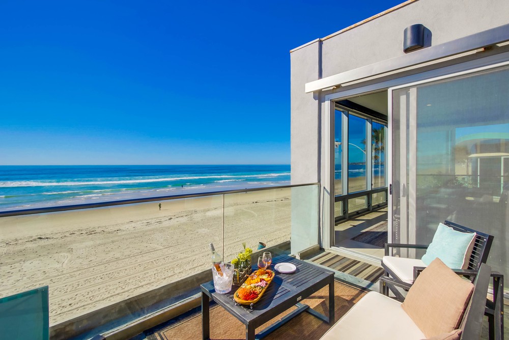 Virtual tour photo 60 of 61 for 3545 Ocean Front Walk