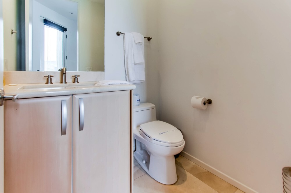 Virtual tour photo 40 of 44 for 3545 Ocean Front Walk