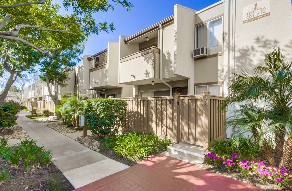 Virtual tour photo 5 of 34 for 3549 Castle Glen Dr UNIT 212