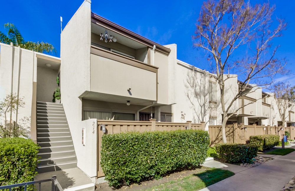 Virtual tour photo 6 of 34 for 3549 Castle Glen Dr UNIT 212