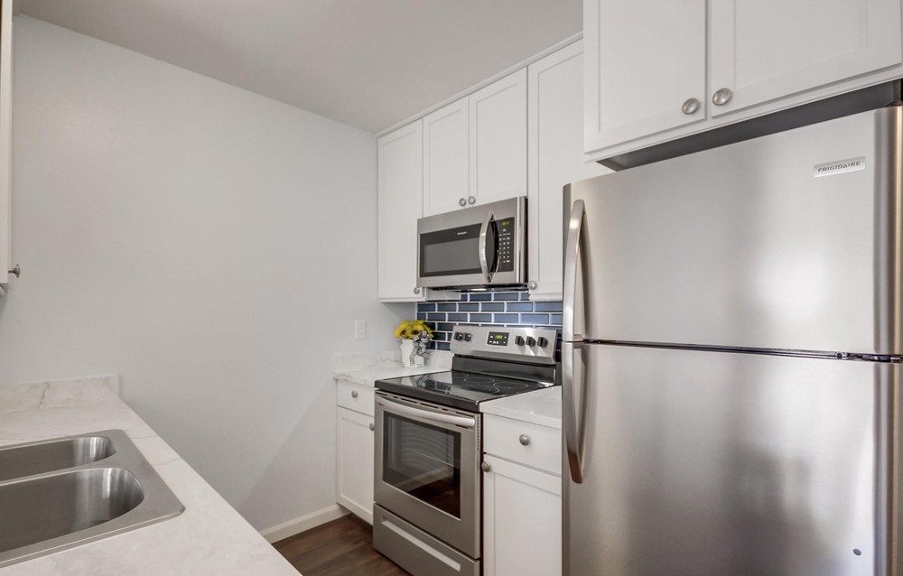 Virtual tour photo 18 of 34 for 3549 Castle Glen Dr UNIT 212