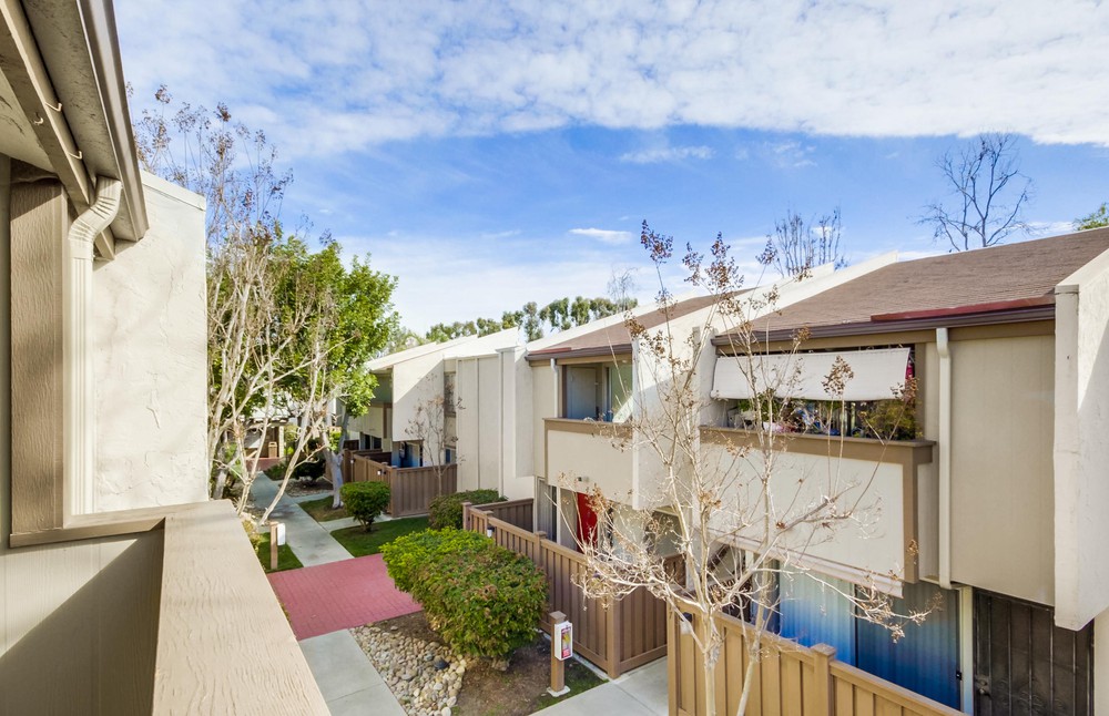 Virtual tour photo 30 of 34 for 3549 Castle Glen Dr UNIT 212