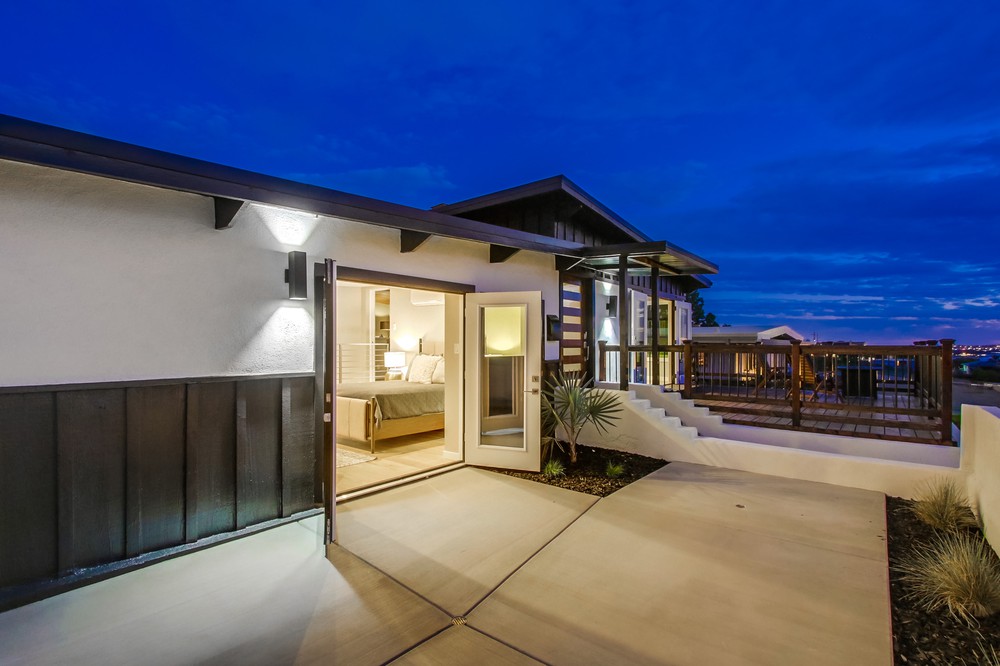 Virtual tour photo 15 of 42 for 3549 Moultrie Ave