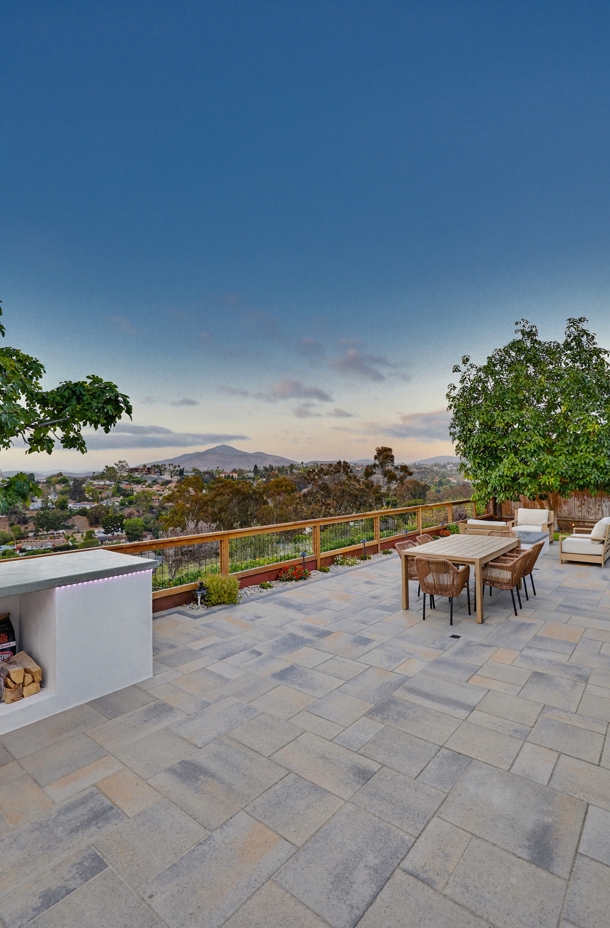 Virtual tour photo 71 of 150 for 355 Greenwood Pl
