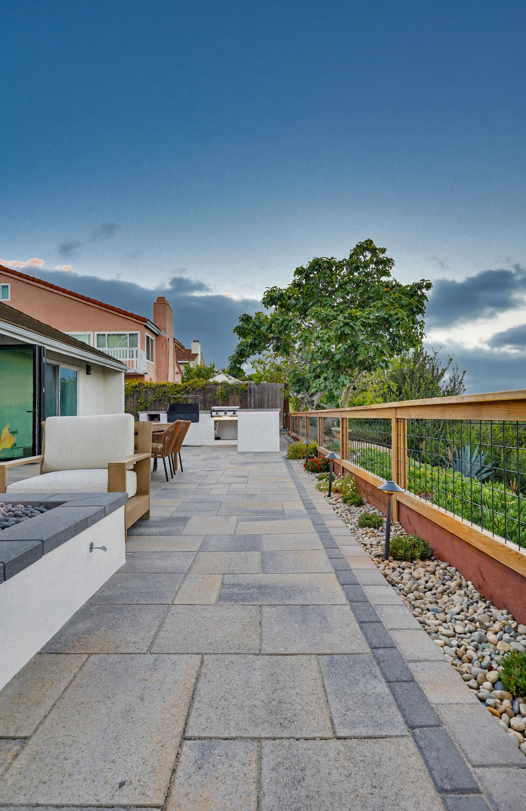 Virtual tour photo 78 of 150 for 355 Greenwood Pl
