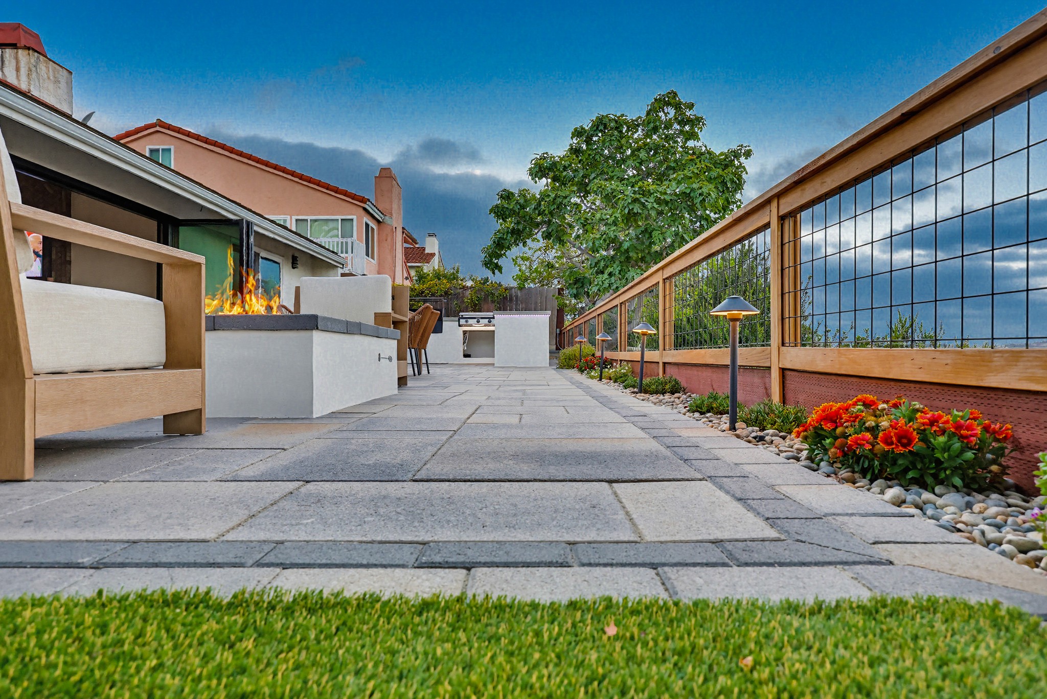 Virtual tour photo 81 of 150 for 355 Greenwood Pl