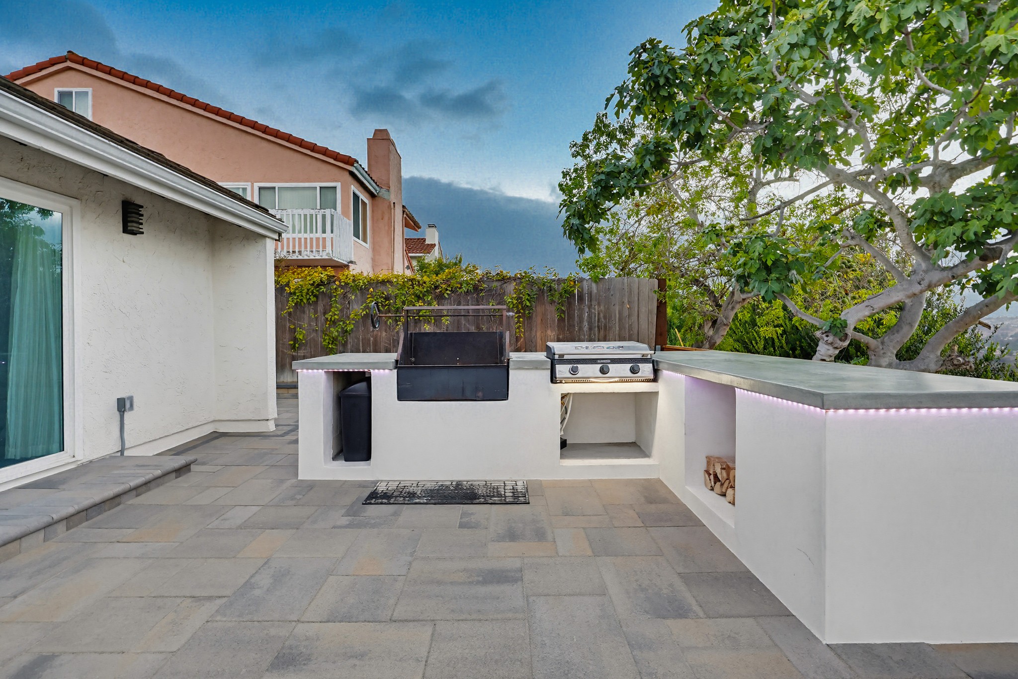 Virtual tour photo 93 of 150 for 355 Greenwood Pl