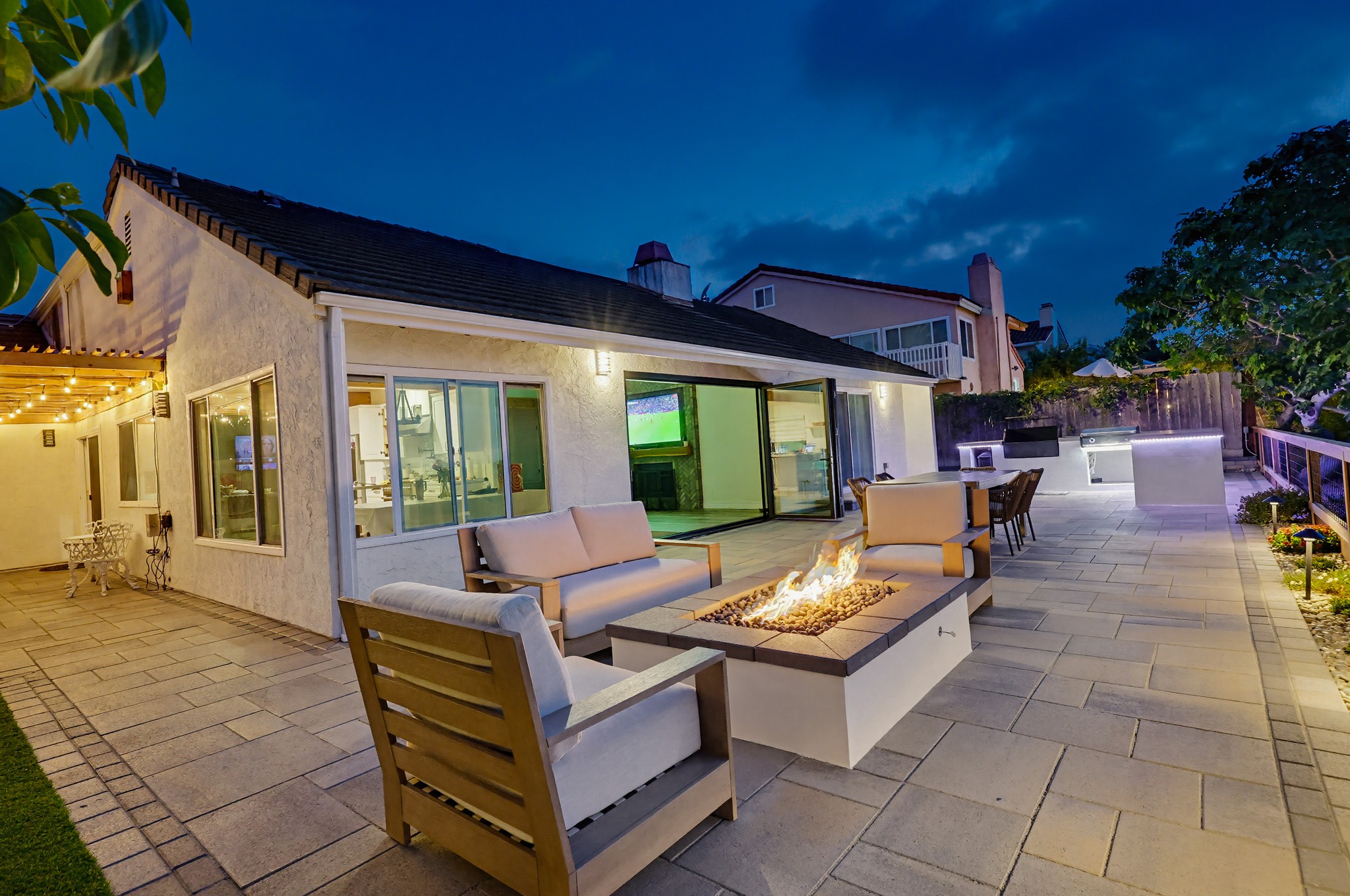 Virtual tour photo 146 of 150 for 355 Greenwood Pl