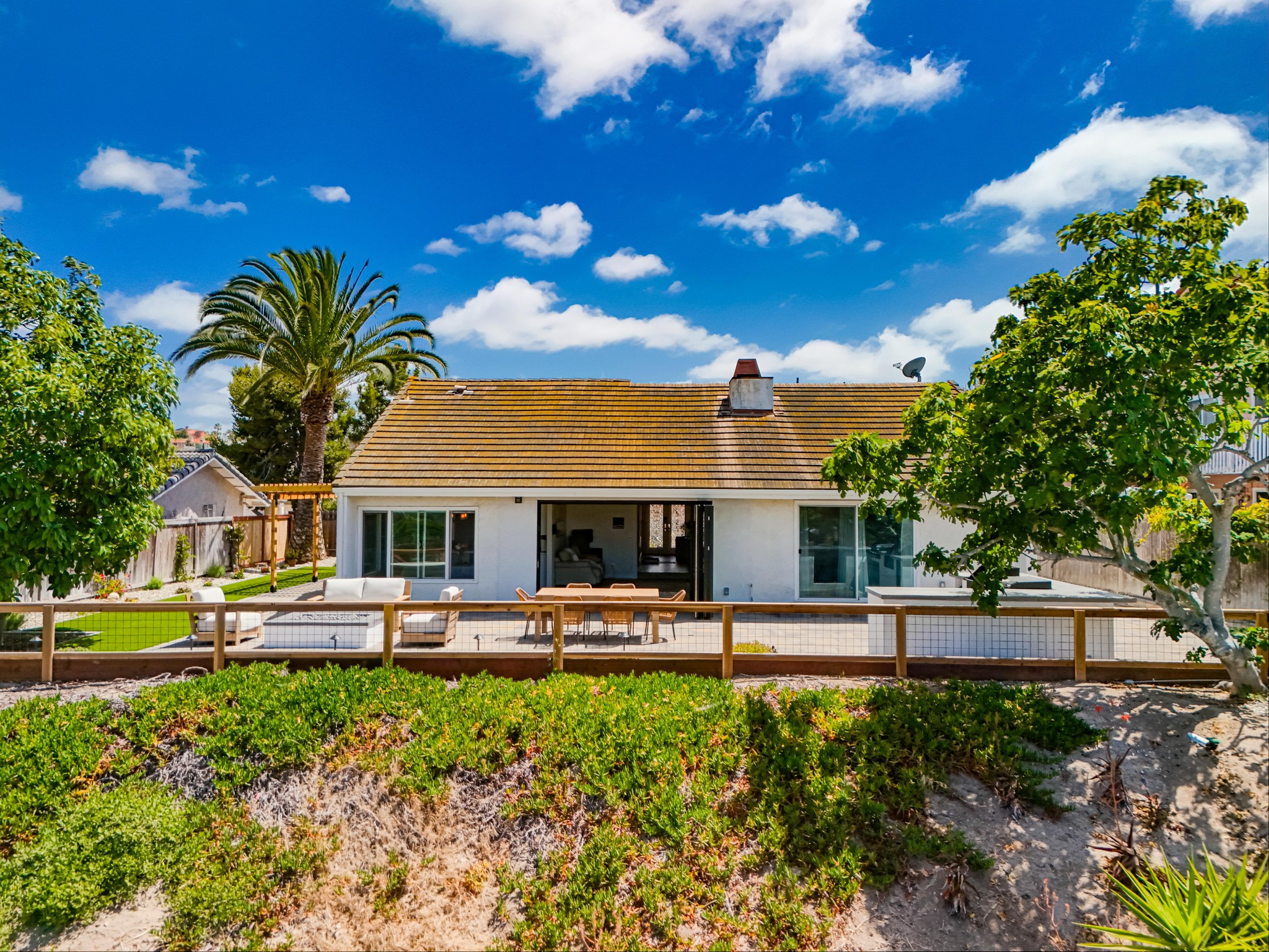 Virtual tour photo 6 of 28 for 355 Greenwood Pl