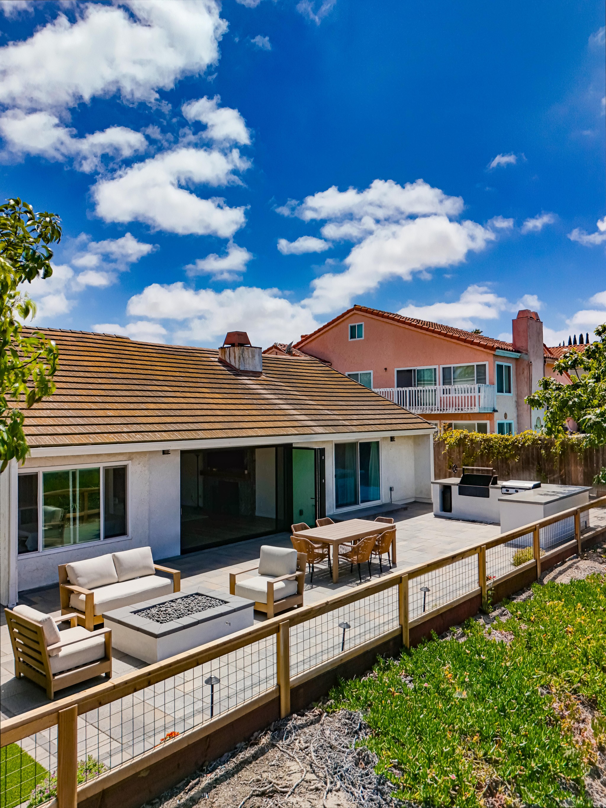 Virtual tour photo 19 of 28 for 355 Greenwood Pl