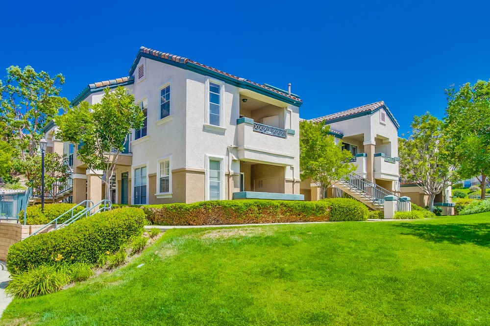 Virtual tour photo 1 of 20 for 3550 Caminito El Rincon #72