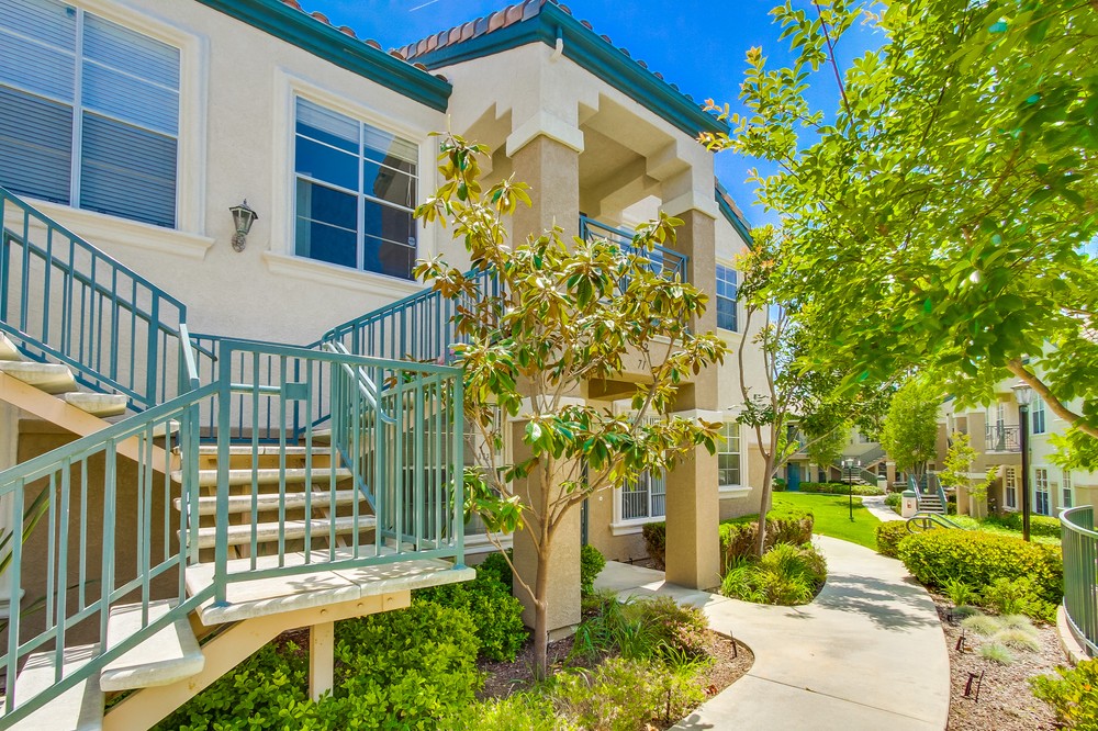 Virtual tour photo 4 of 20 for 3550 Caminito El Rincon #72