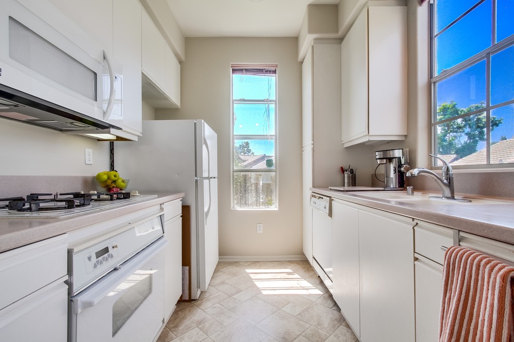 Virtual tour photo 10 of 20 for 3550 Caminito El Rincon #72