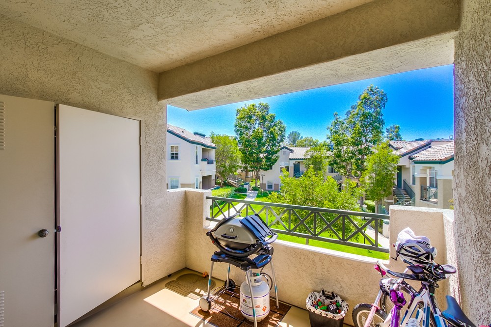 Virtual tour photo 11 of 20 for 3550 Caminito El Rincon #72