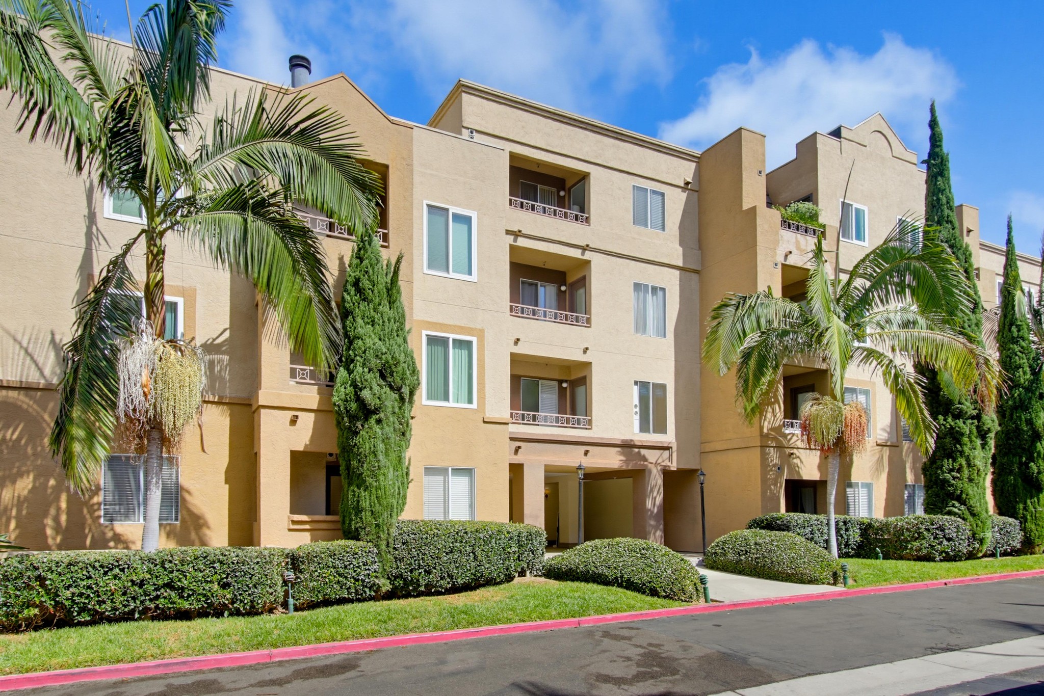 Virtual tour photo 1 of 43 for 3550 Lebon Dr Unit 6306