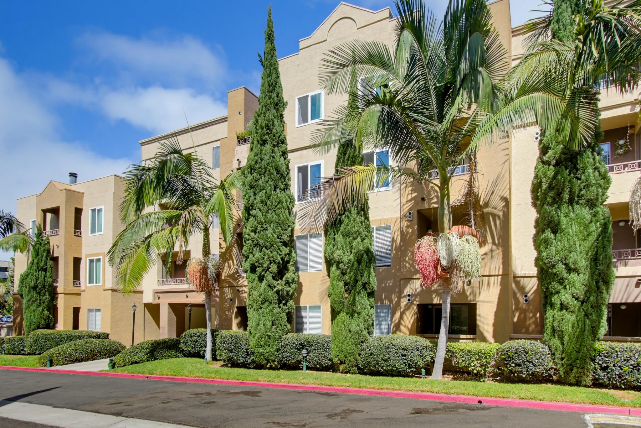 Virtual tour photo 3 of 43 for 3550 Lebon Dr Unit 6306