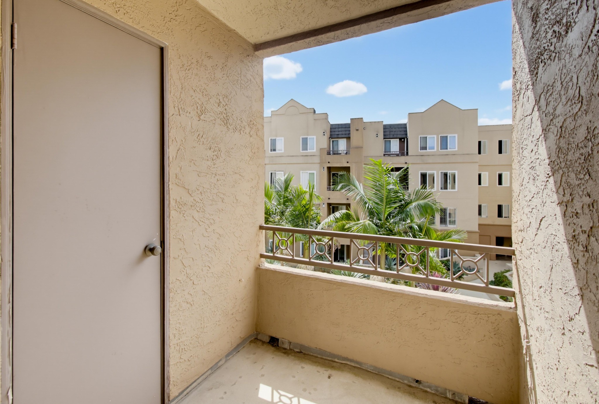 Virtual tour photo 24 of 43 for 3550 Lebon Dr Unit 6306