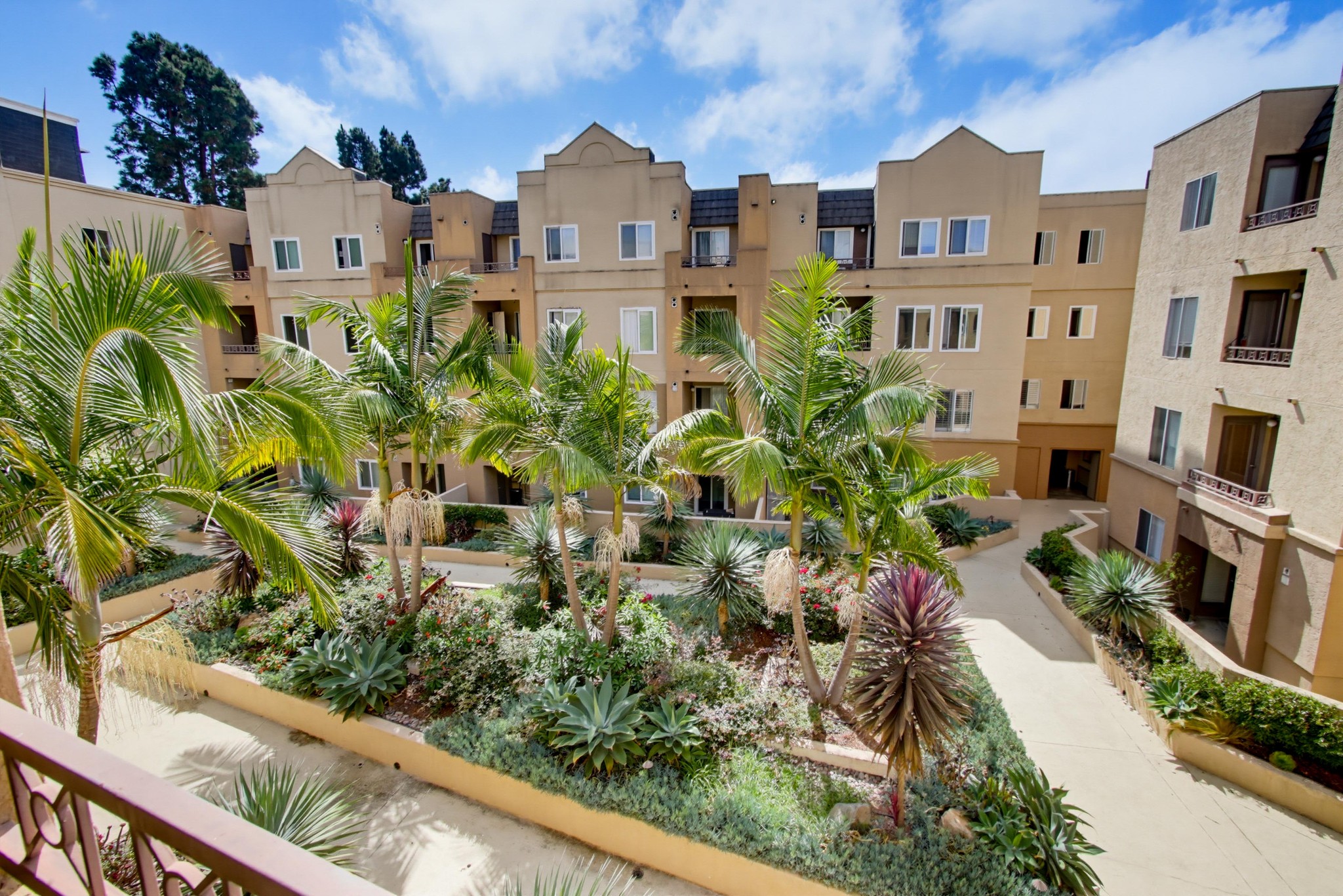 Virtual tour photo 25 of 43 for 3550 Lebon Dr Unit 6306