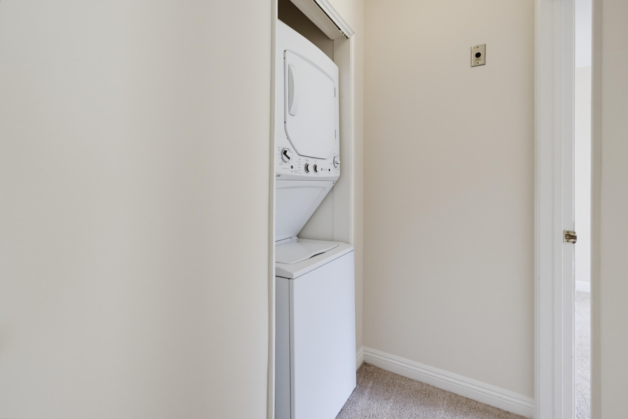 Virtual tour photo 35 of 43 for 3550 Lebon Dr Unit 6306