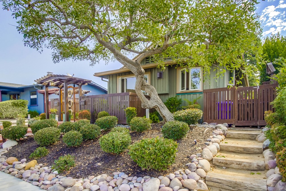 Virtual tour photo 3 of 29 for 3551 Louisiana St