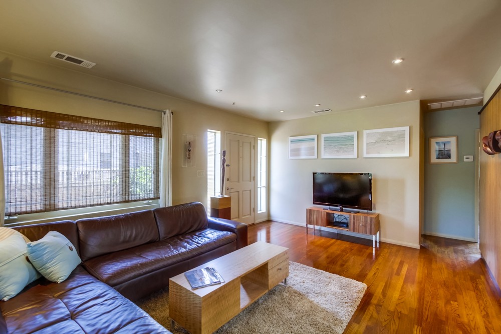 Virtual tour photo 12 of 29 for 3551 Louisiana St