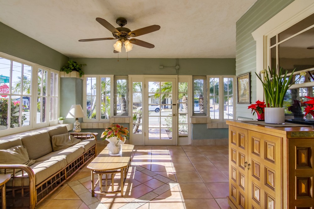 Virtual tour photo 11 of 58 for 3553 Utah St