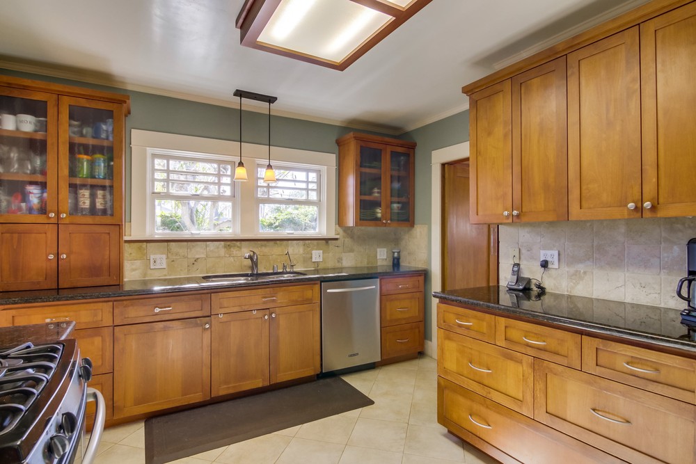 Virtual tour photo 28 of 58 for 3553 Utah St