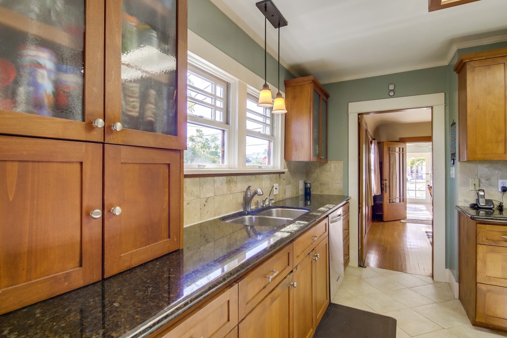 Virtual tour photo 30 of 58 for 3553 Utah St
