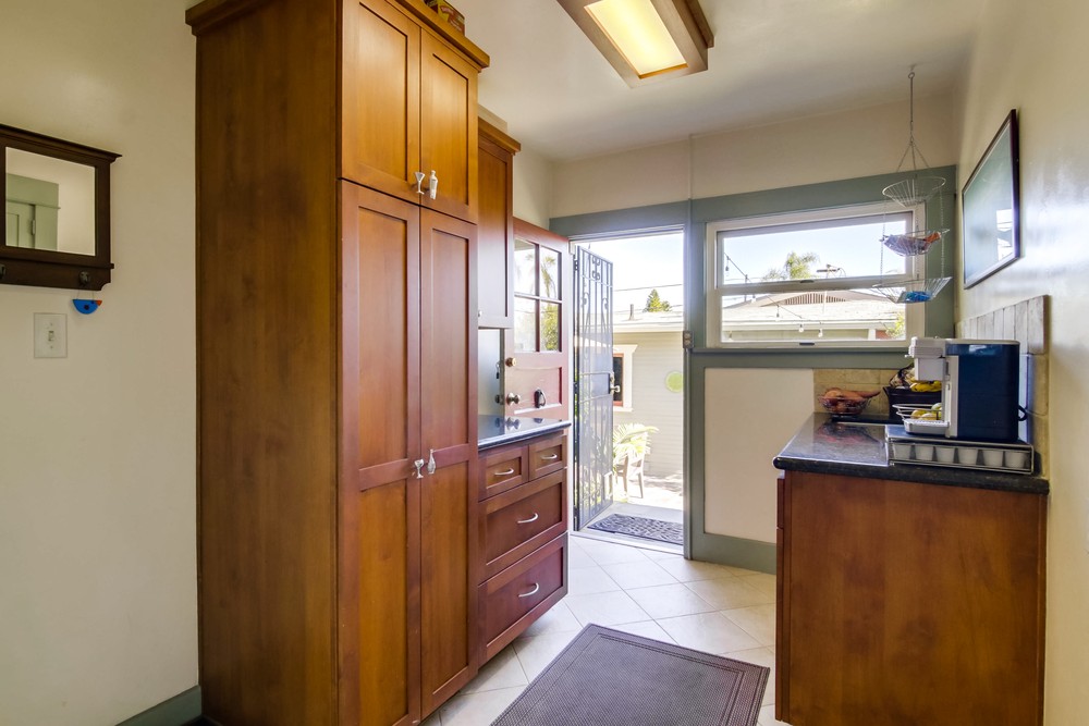 Virtual tour photo 34 of 58 for 3553 Utah St