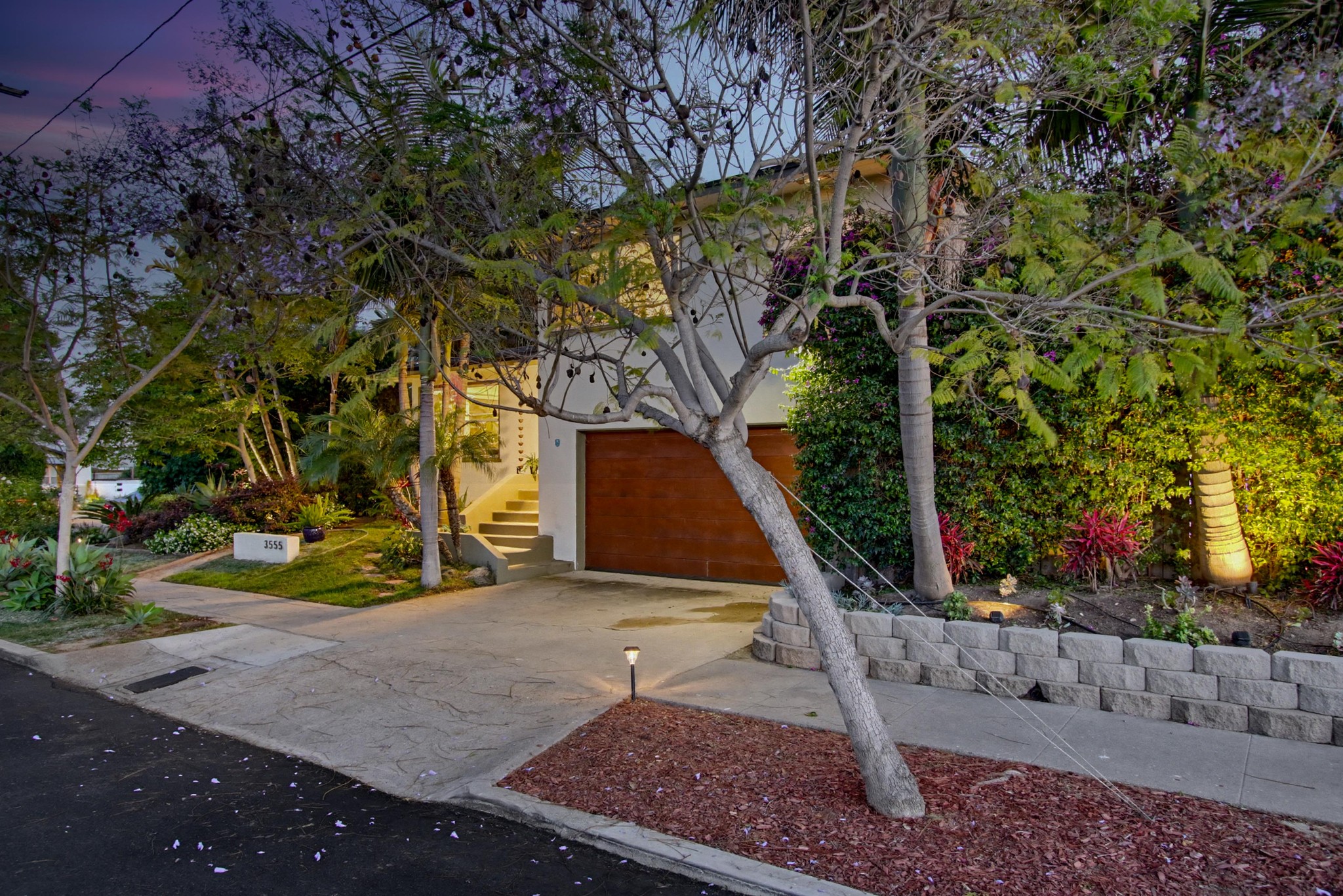 Virtual tour photo 5 of 88 for 3555 Copley Ave