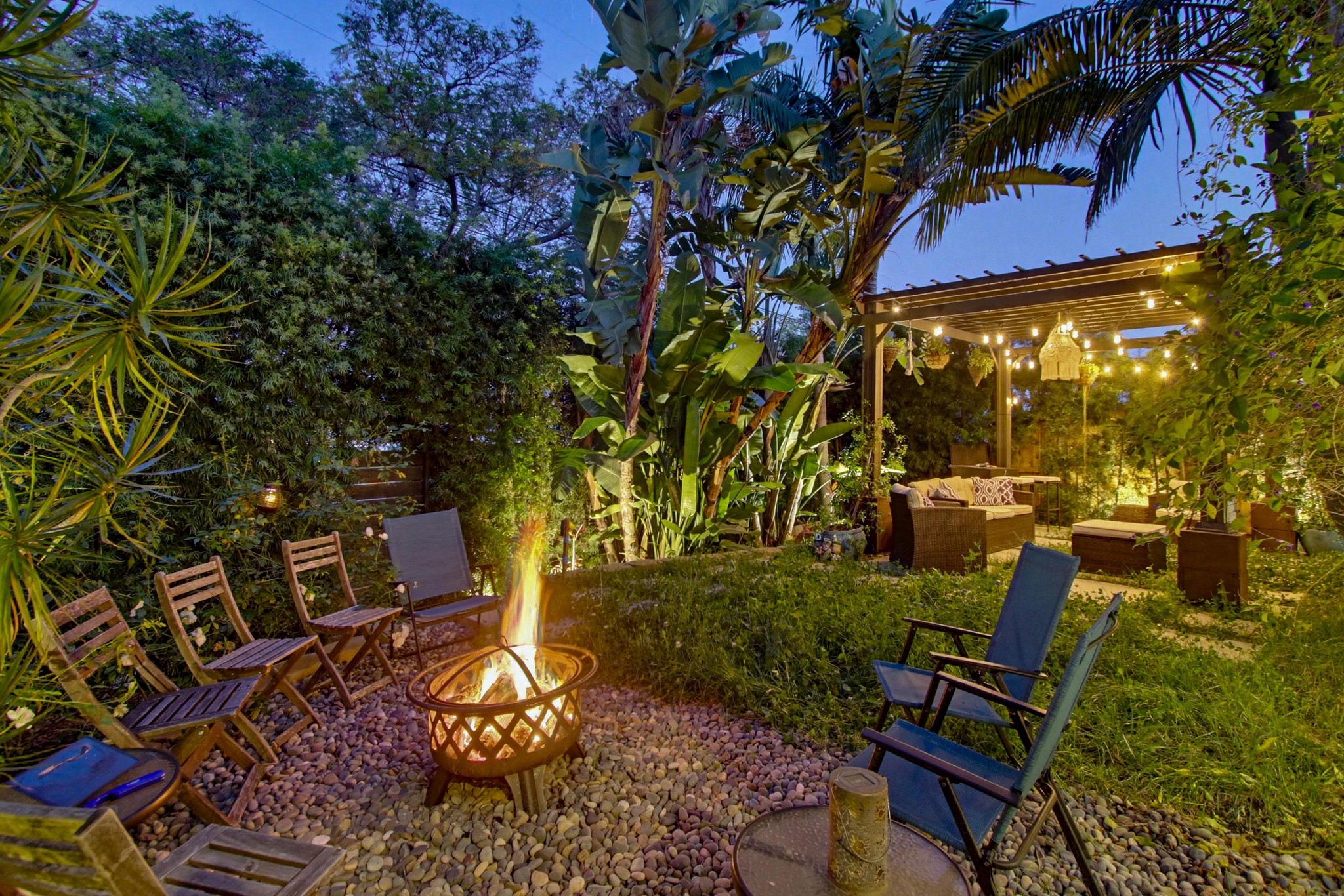 Virtual tour photo 8 of 88 for 3555 Copley Ave