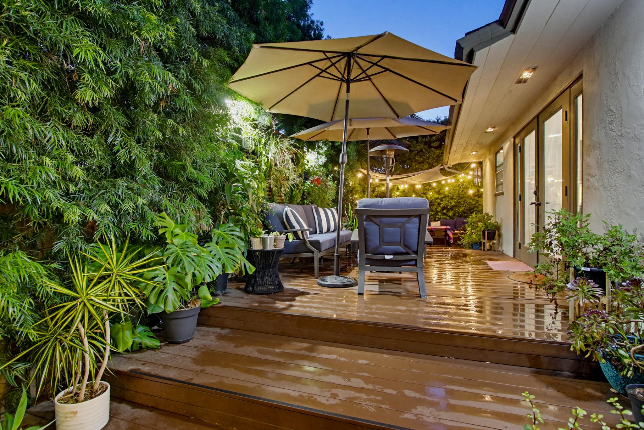 Virtual tour photo 14 of 88 for 3555 Copley Ave