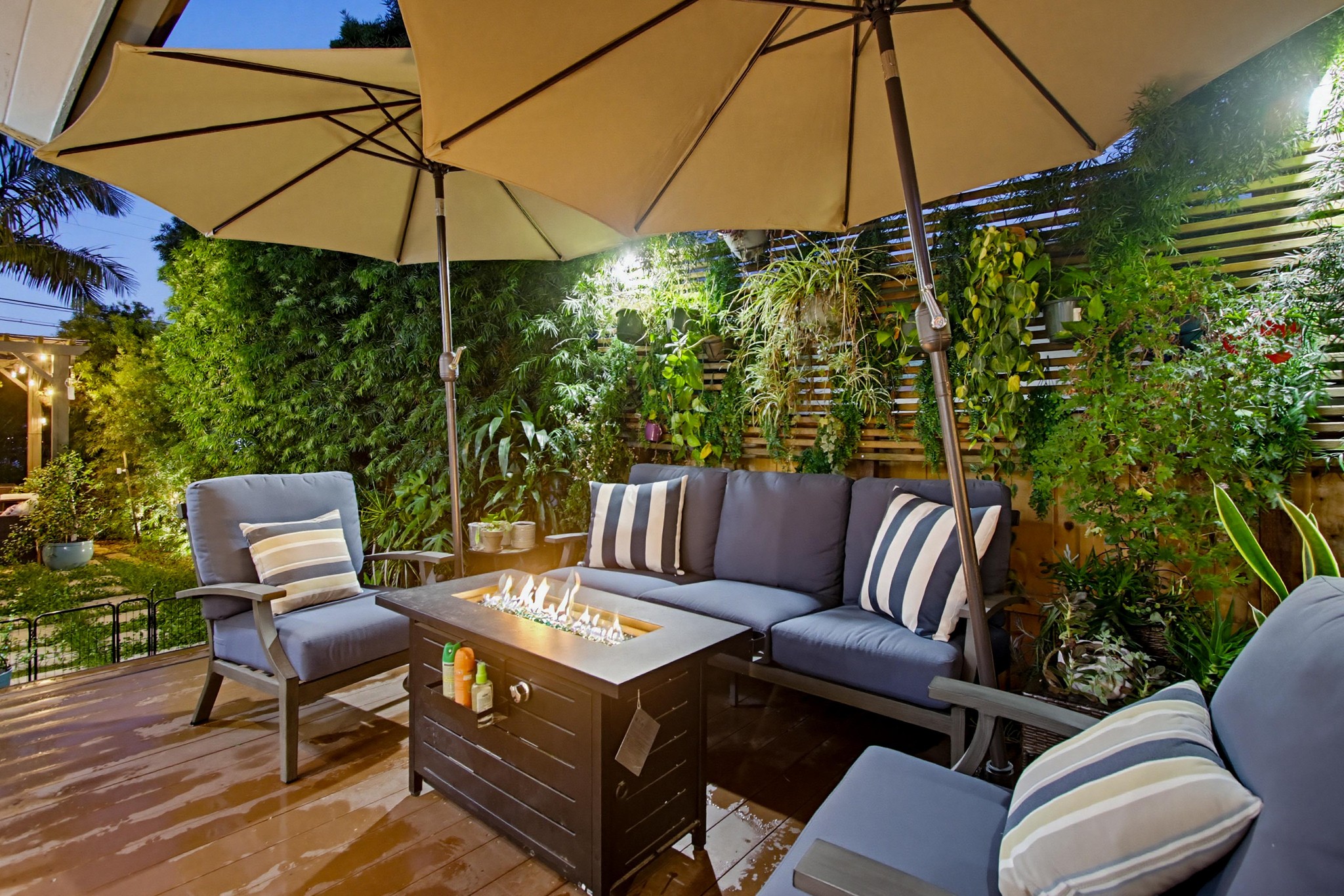 Virtual tour photo 18 of 88 for 3555 Copley Ave