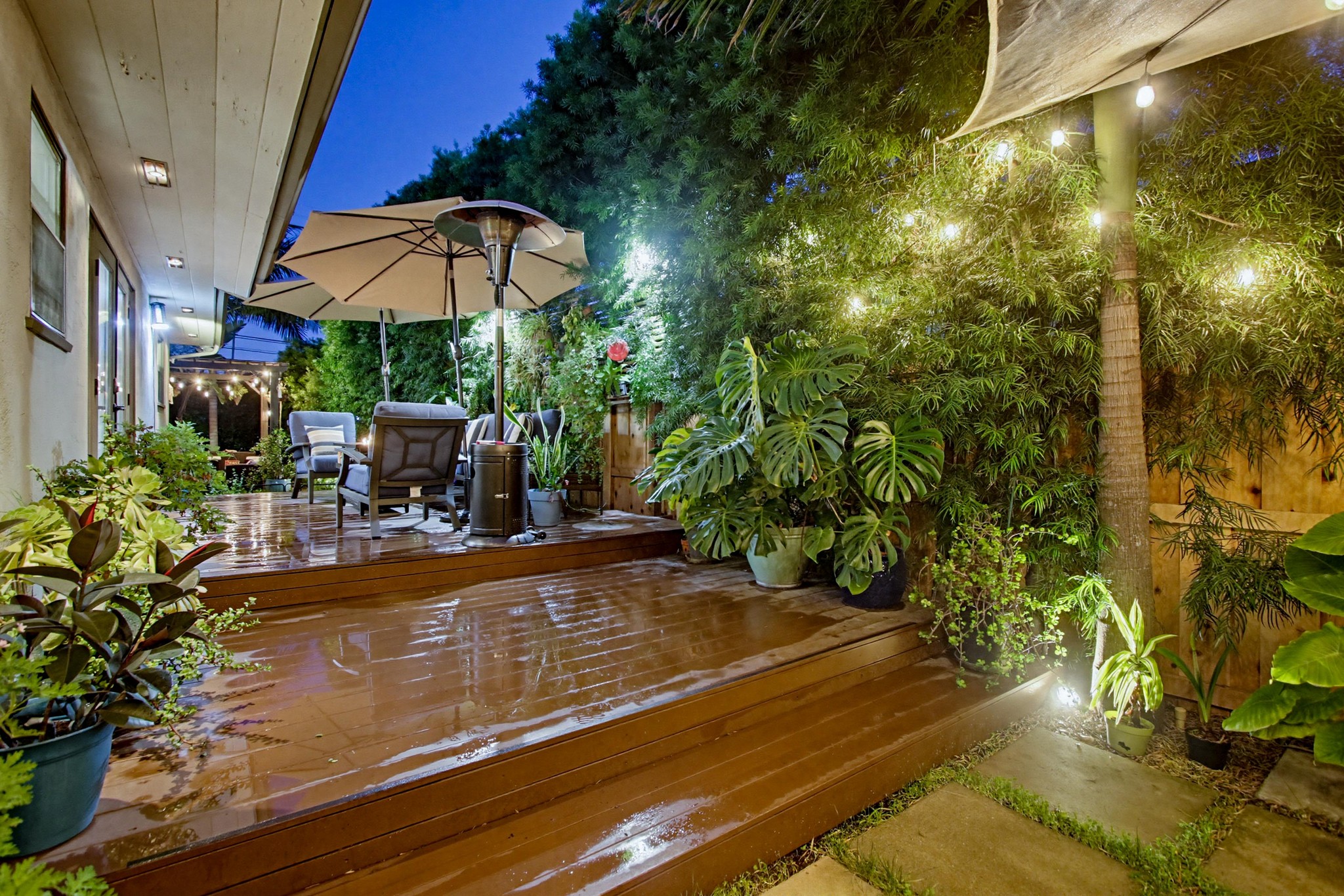 Virtual tour photo 22 of 88 for 3555 Copley Ave