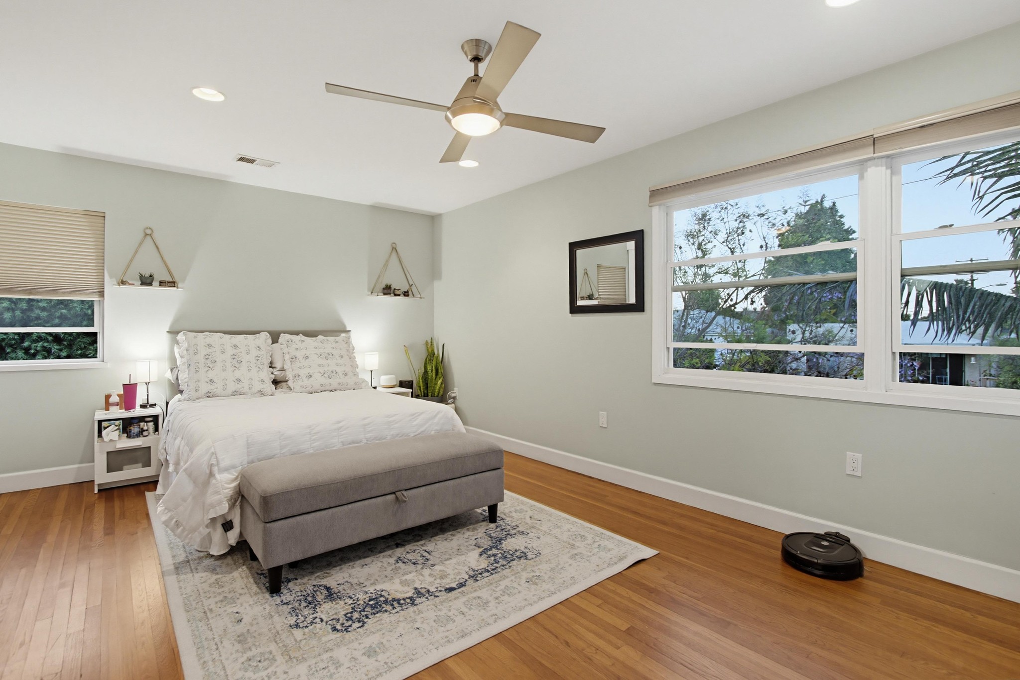 Virtual tour photo 51 of 88 for 3555 Copley Ave