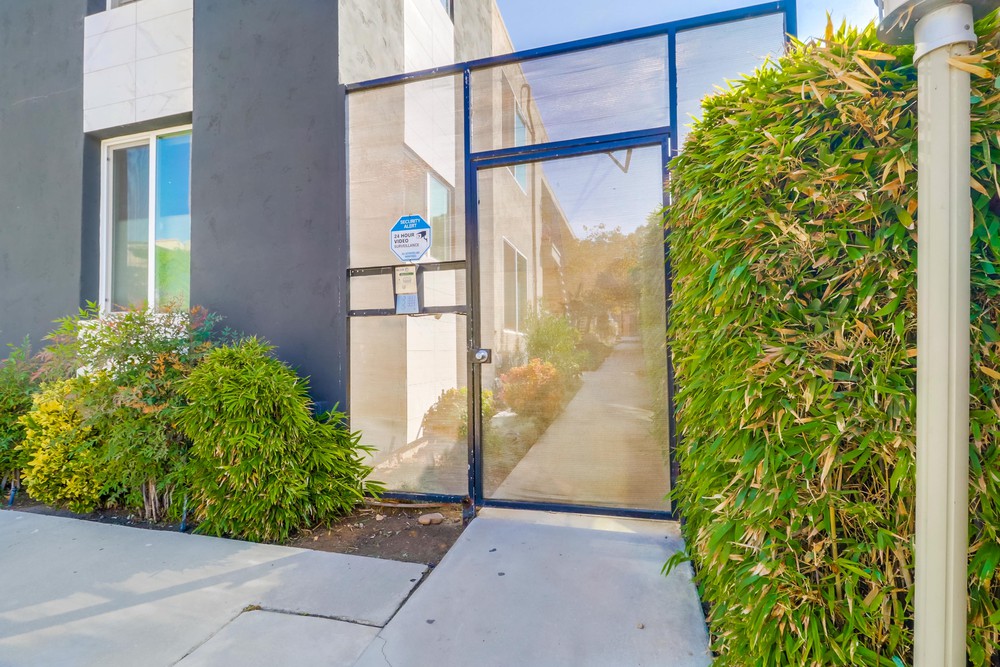 Virtual tour photo 3 of 26 for 3555 Florida St Unit H