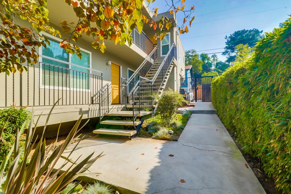 Virtual tour photo 5 of 26 for 3555 Florida St Unit H