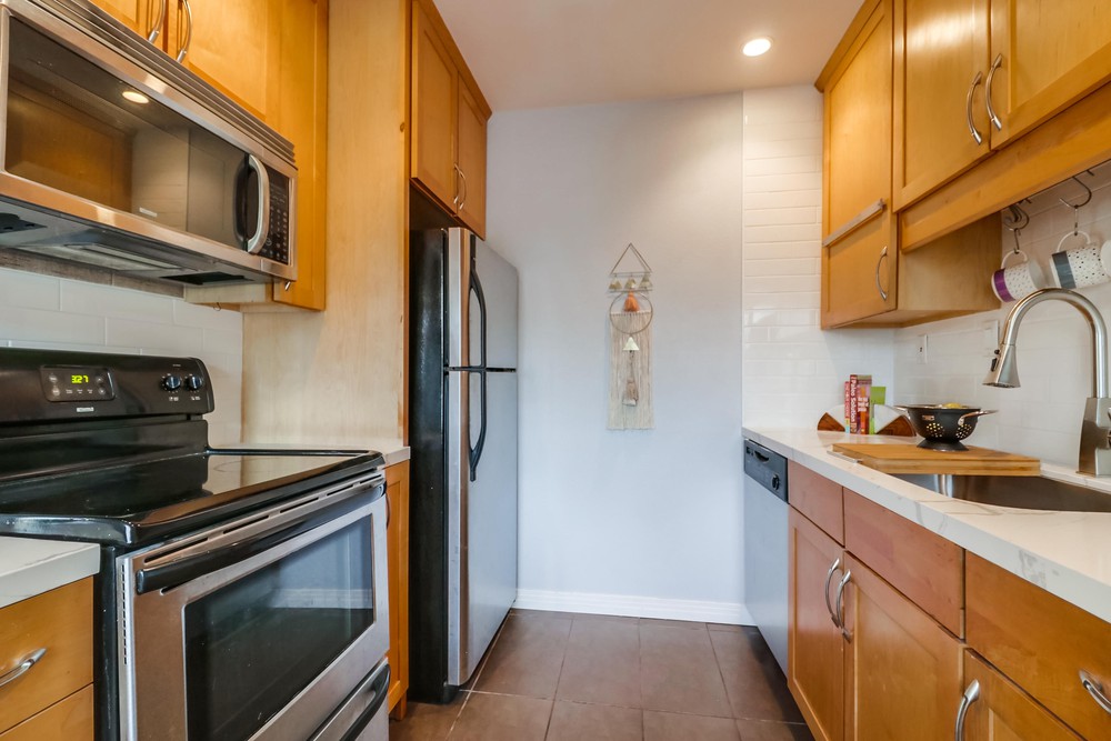 Virtual tour photo 16 of 26 for 3555 Florida St Unit H