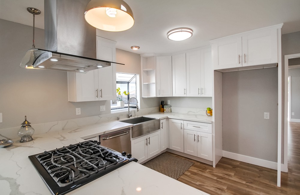 Virtual tour photo 24 of 50 for 3557 Cherokee ave