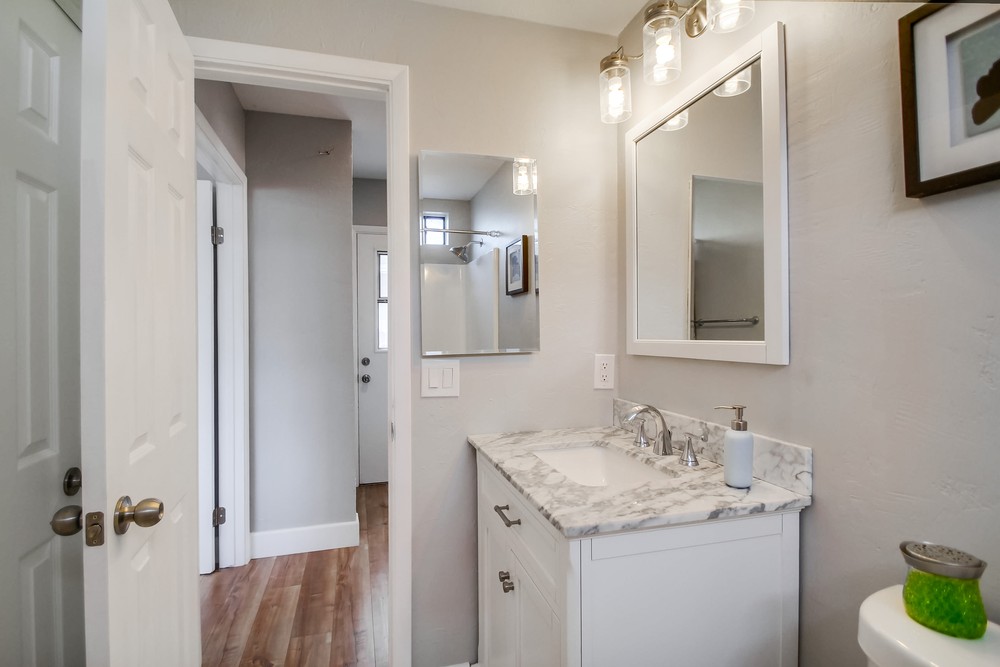 Virtual tour photo 40 of 50 for 3557 Cherokee ave